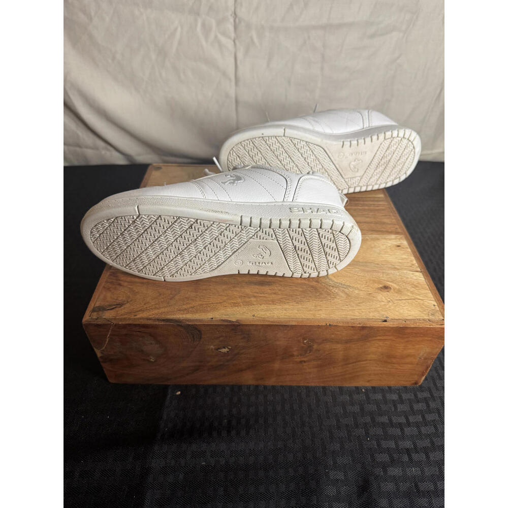 Fresh White Shaq Sneakers - Perfect for Fall Sports Boys Size 5 - Picture 5 of 7